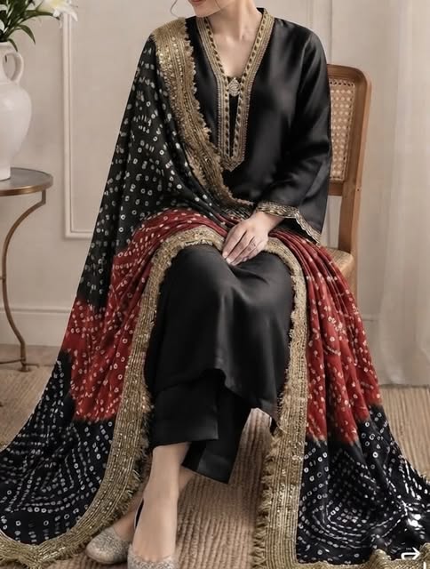 Black Kurta Set with Bandhani Dupatta